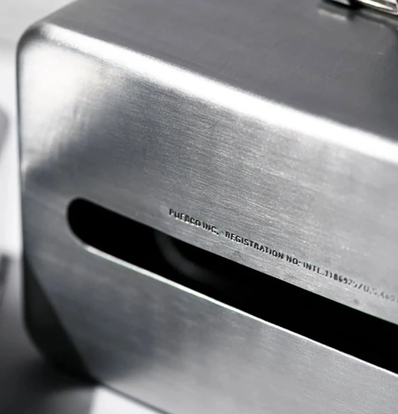 PUEBCO Maison<Aluminium Wall Mounted Towel