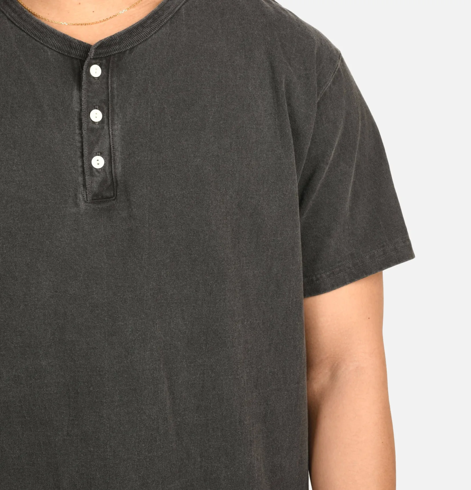 GOOD ON T-shirts<Henley Tee Black