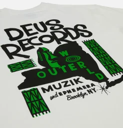 DEUS T-shirts<Outerworld Tee Vintage White