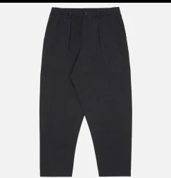 UNIVERSAL WORKS Chinos<Pantalon Double Pleated Black